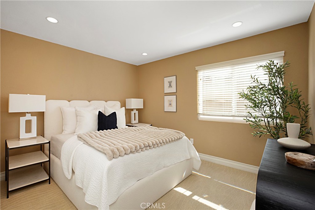 5710 Via Del Potrero