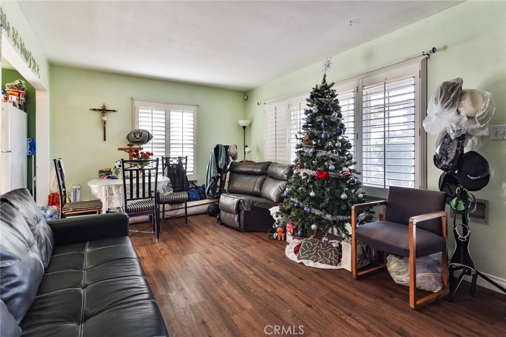 14932 Norwalk Boulevard