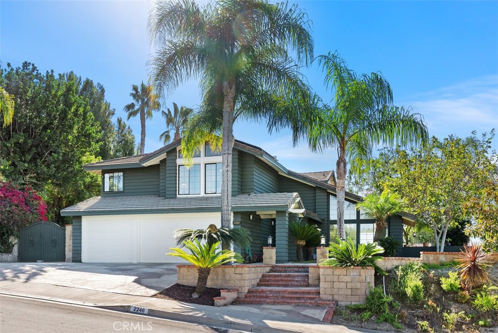 2246 E Vista Canyon