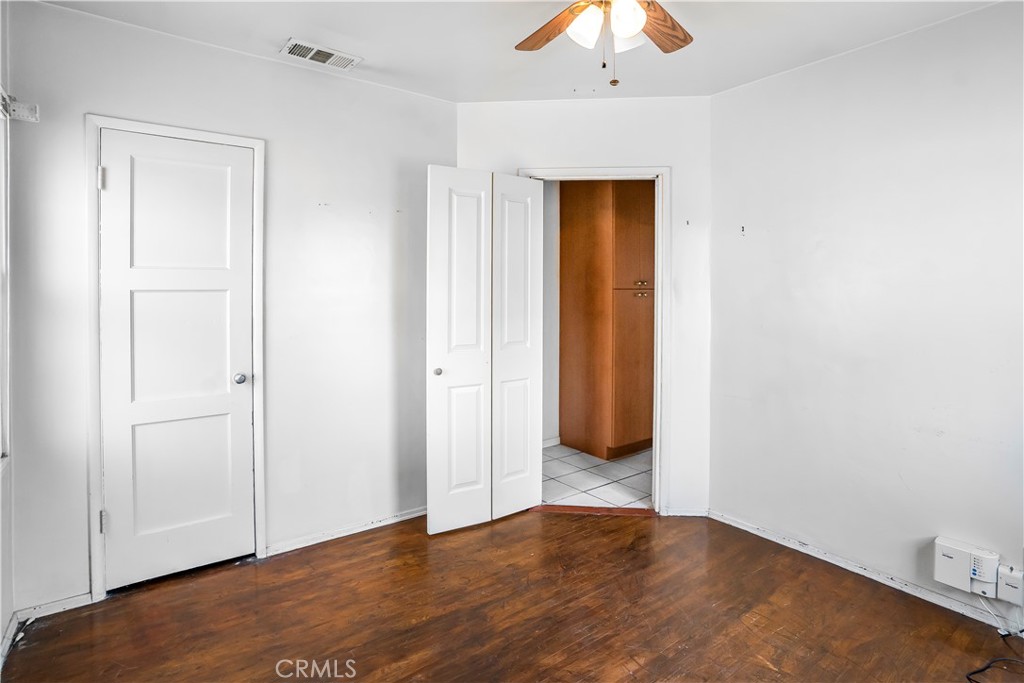 15433 Sylvanwood Avenue