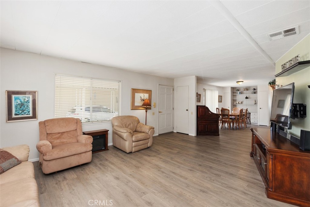 32302 Alipaz Street 248