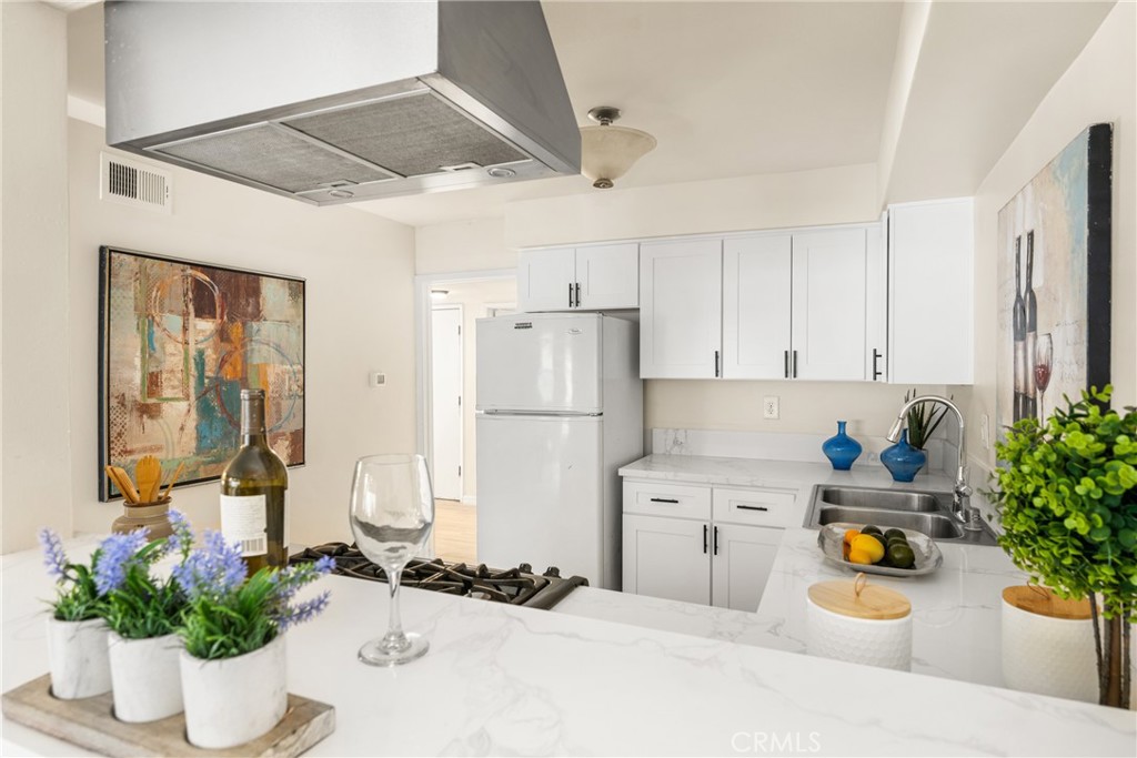 1192 Mitchell Avenue 94