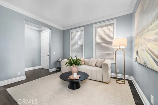 8112 E Loftwood Lane