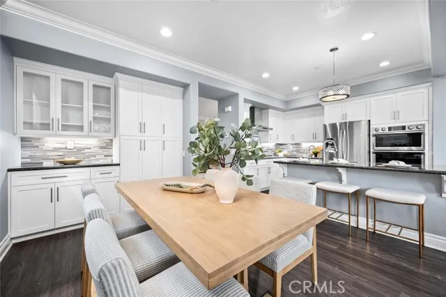 8112 E Loftwood Lane