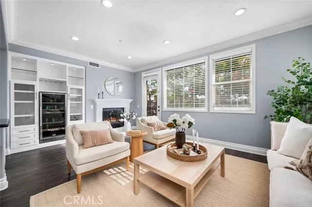 8112 E Loftwood Lane