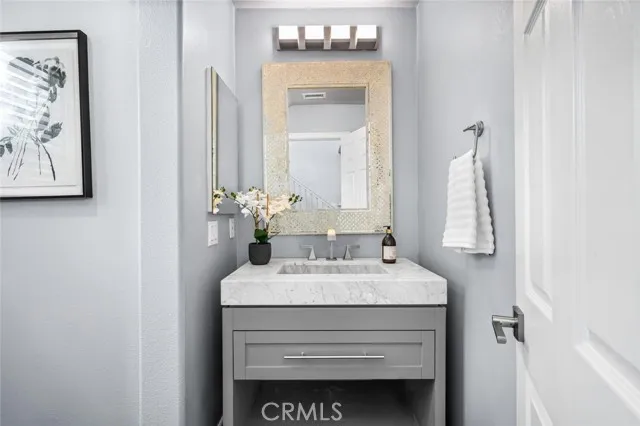 8112 E Loftwood Lane