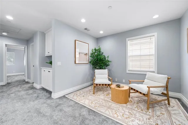 8112 E Loftwood Lane