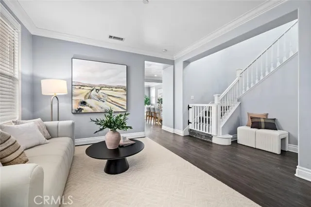 8112 E Loftwood Lane