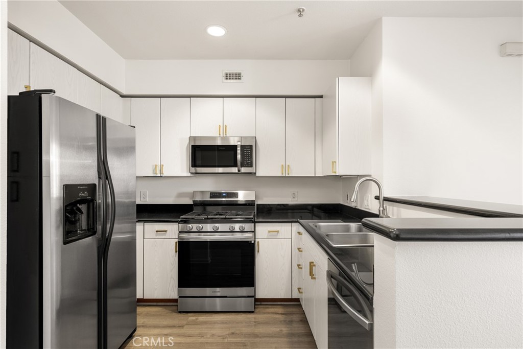 1801 E Katella Avenue 3135