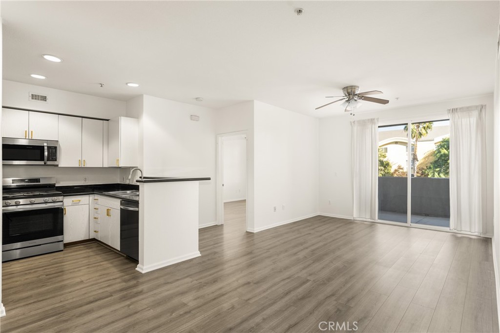 1801 E Katella Avenue 3135