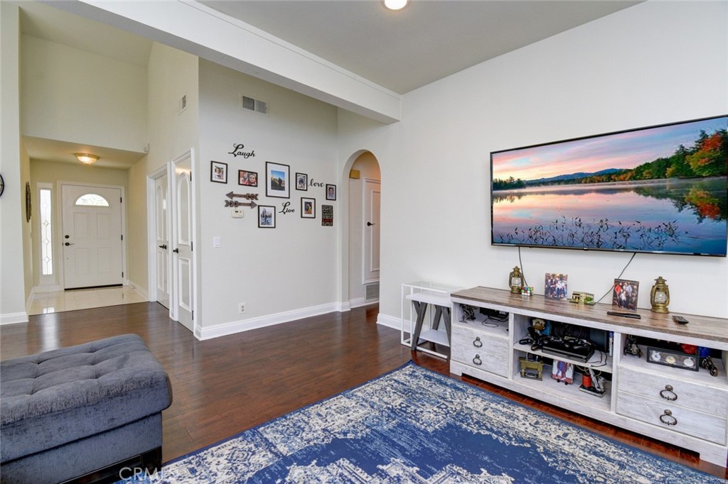 24 Tanglewood Drive
