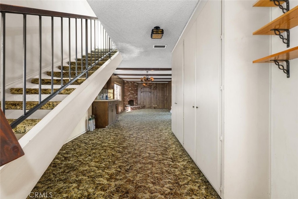 6151 Killarney Avenue