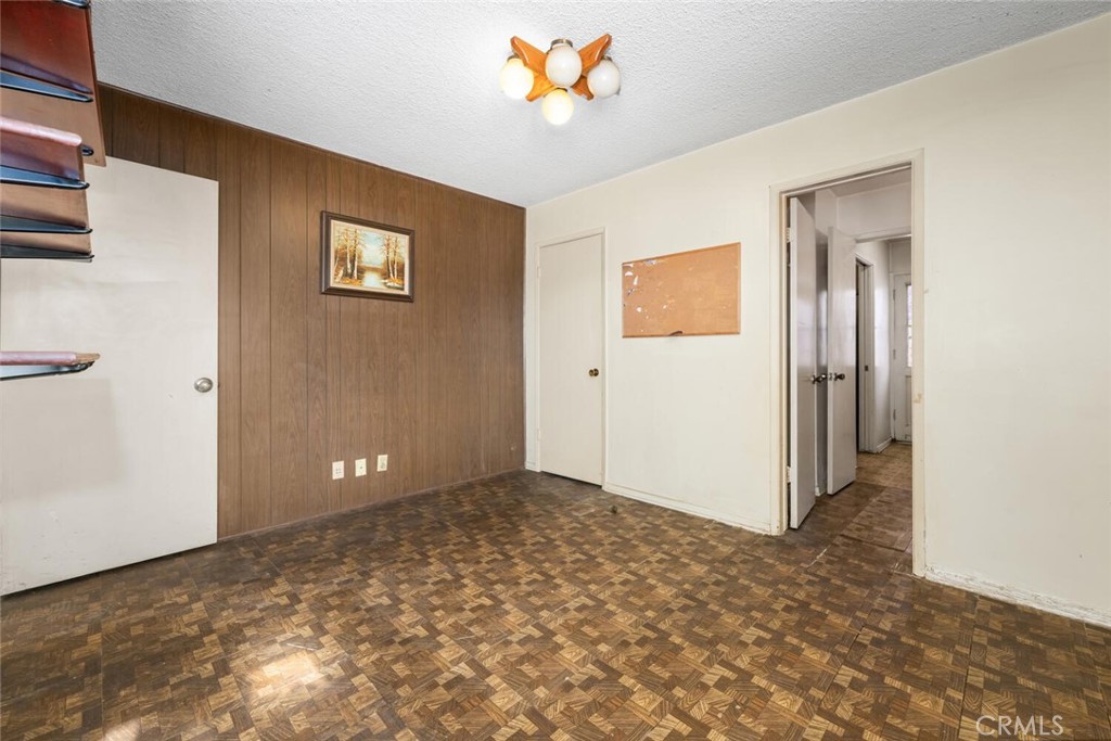 6151 Killarney Avenue