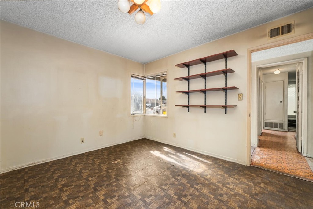 6151 Killarney Avenue