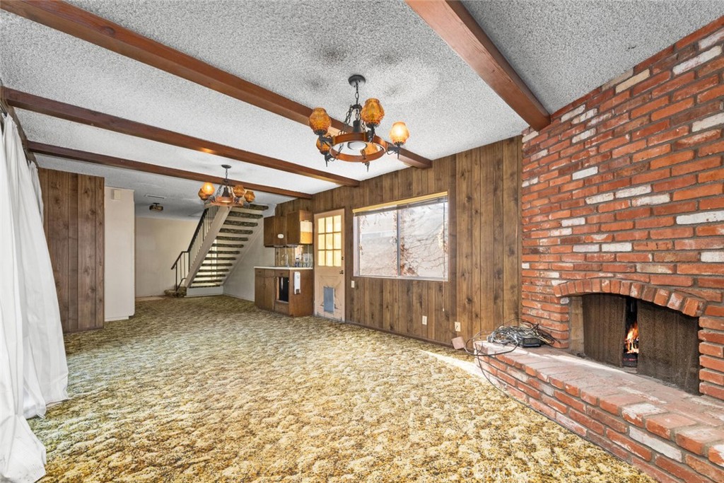 6151 Killarney Avenue