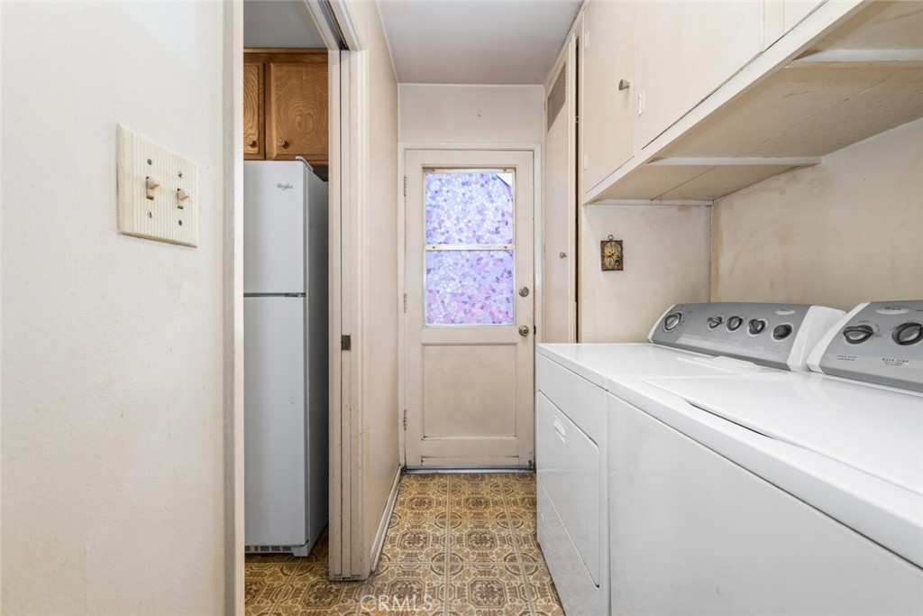 6151 Killarney Avenue