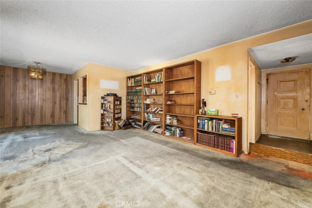 6151 Killarney Avenue