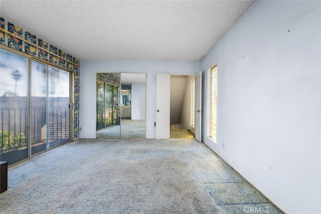 6151 Killarney Avenue