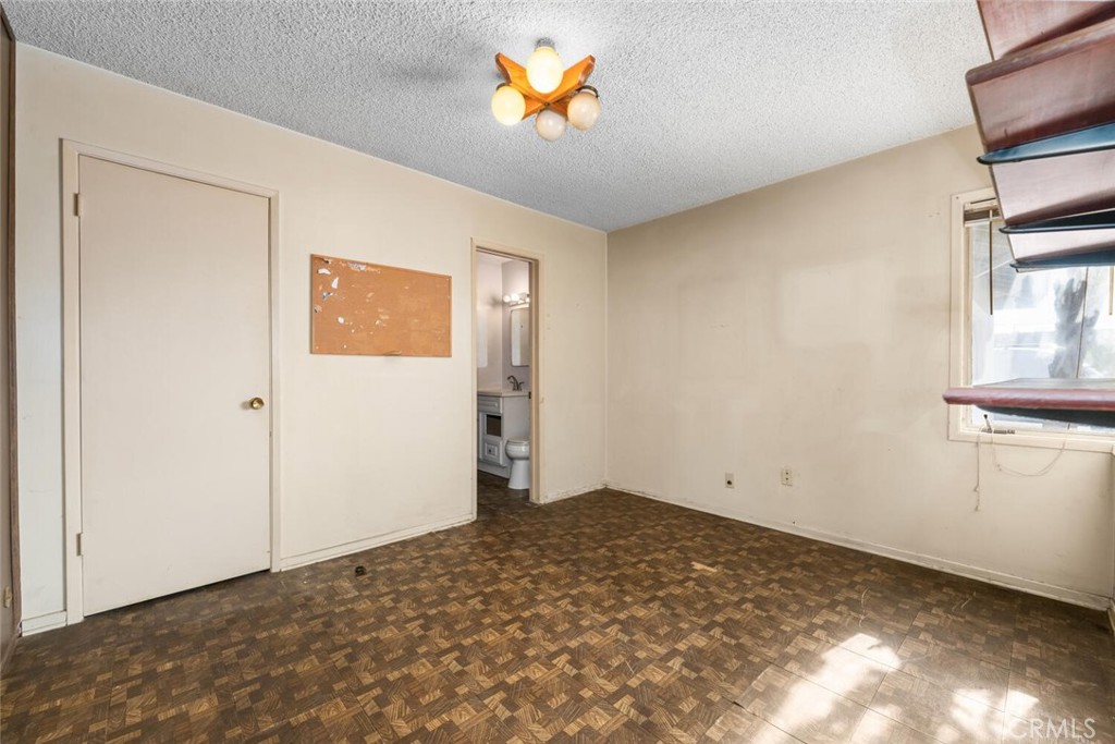 6151 Killarney Avenue