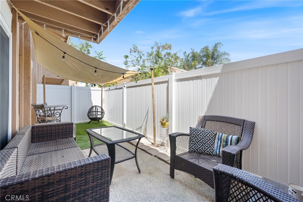 1101 W Macarthur Boulevard 195