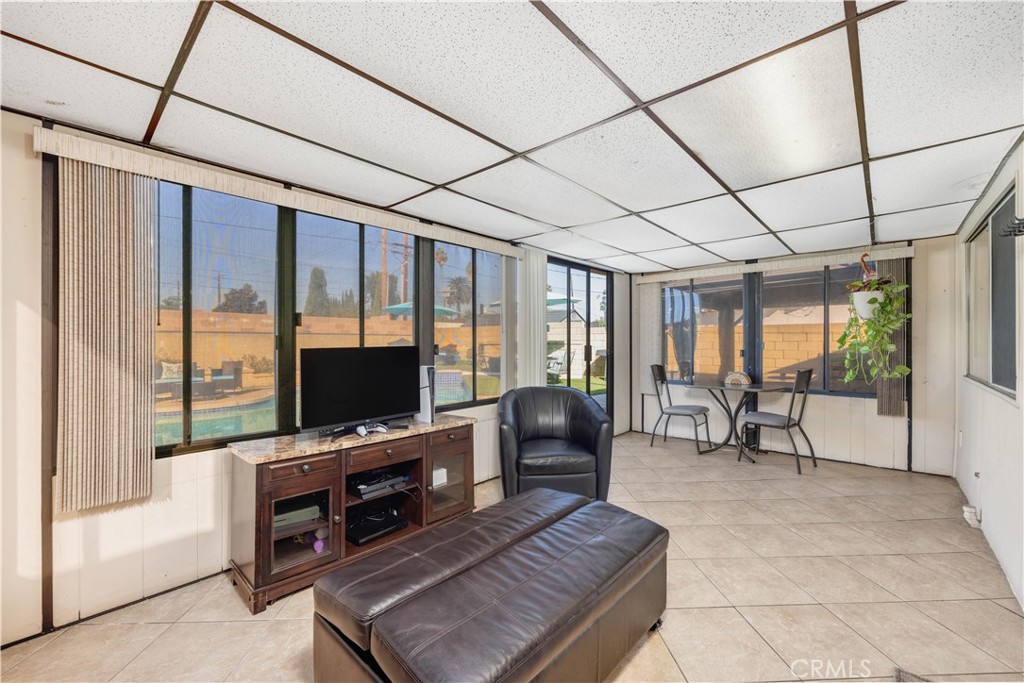 24161 Fordview Street