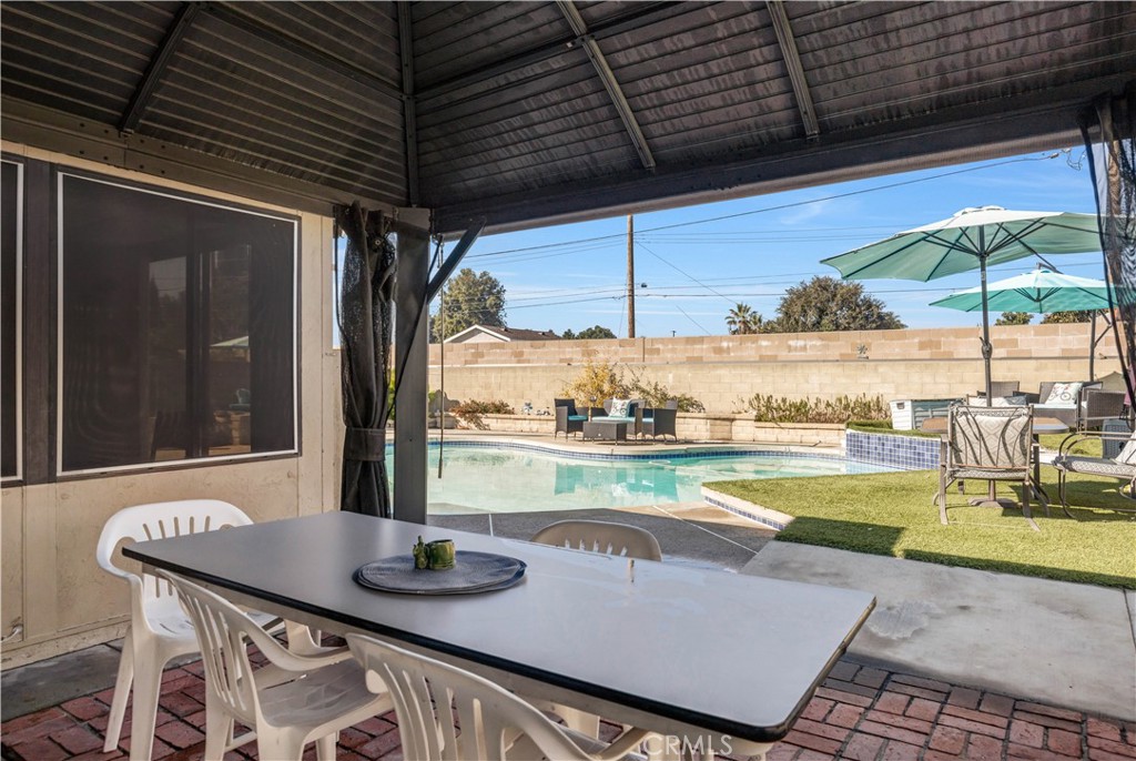 24161 Fordview Street