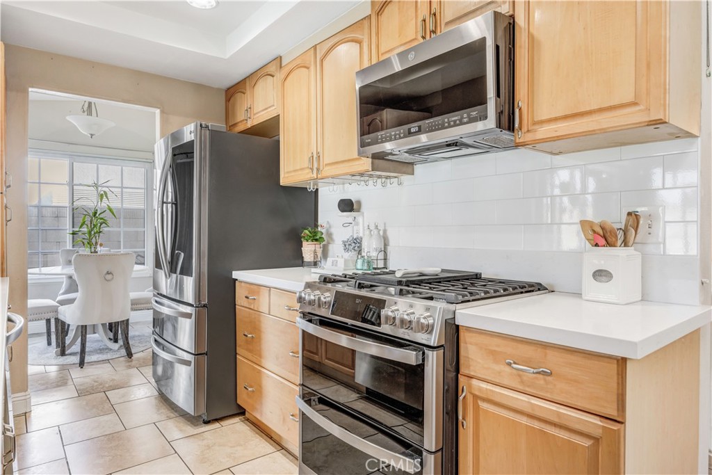 24161 Fordview Street