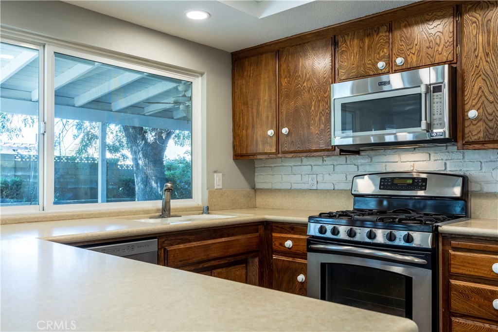 3440 Pickwick Street