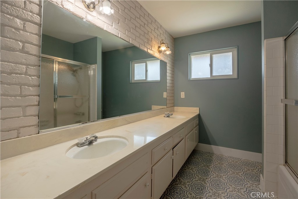 3440 Pickwick Street