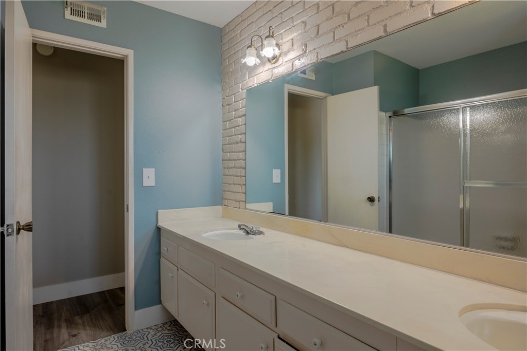 3440 Pickwick Street