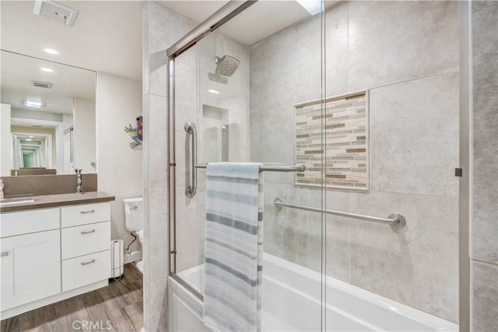 334 Avenida Sevilla A