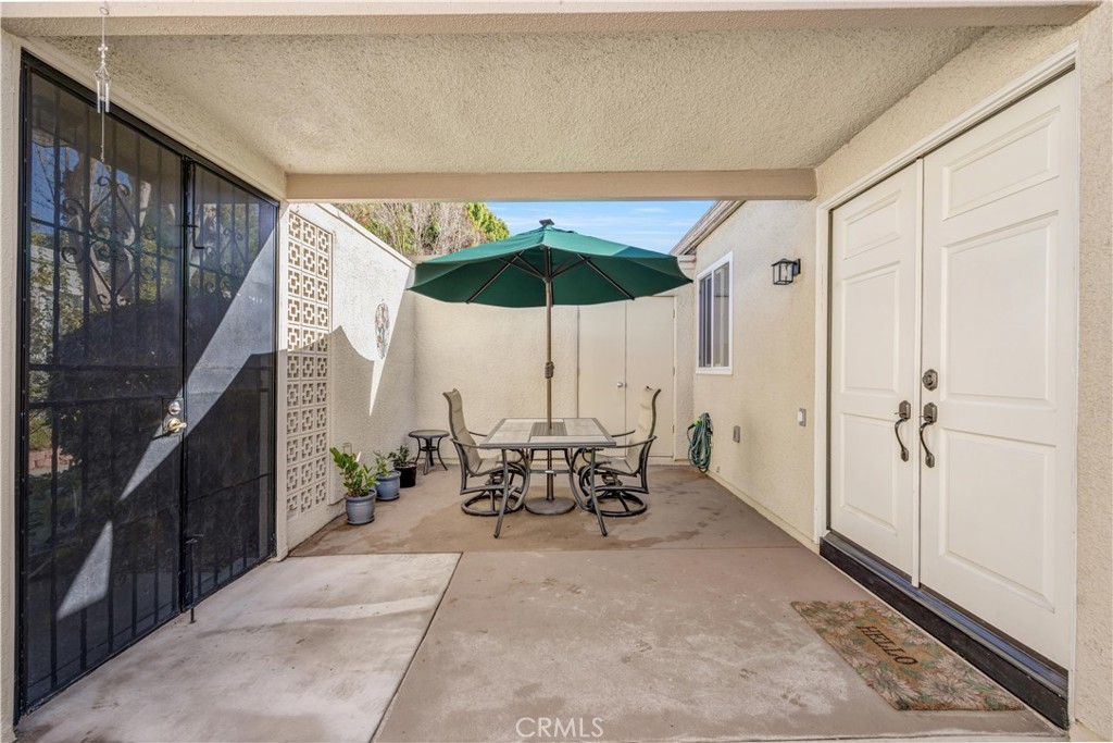 334 Avenida Sevilla A