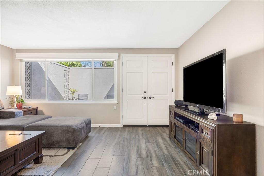 334 Avenida Sevilla A