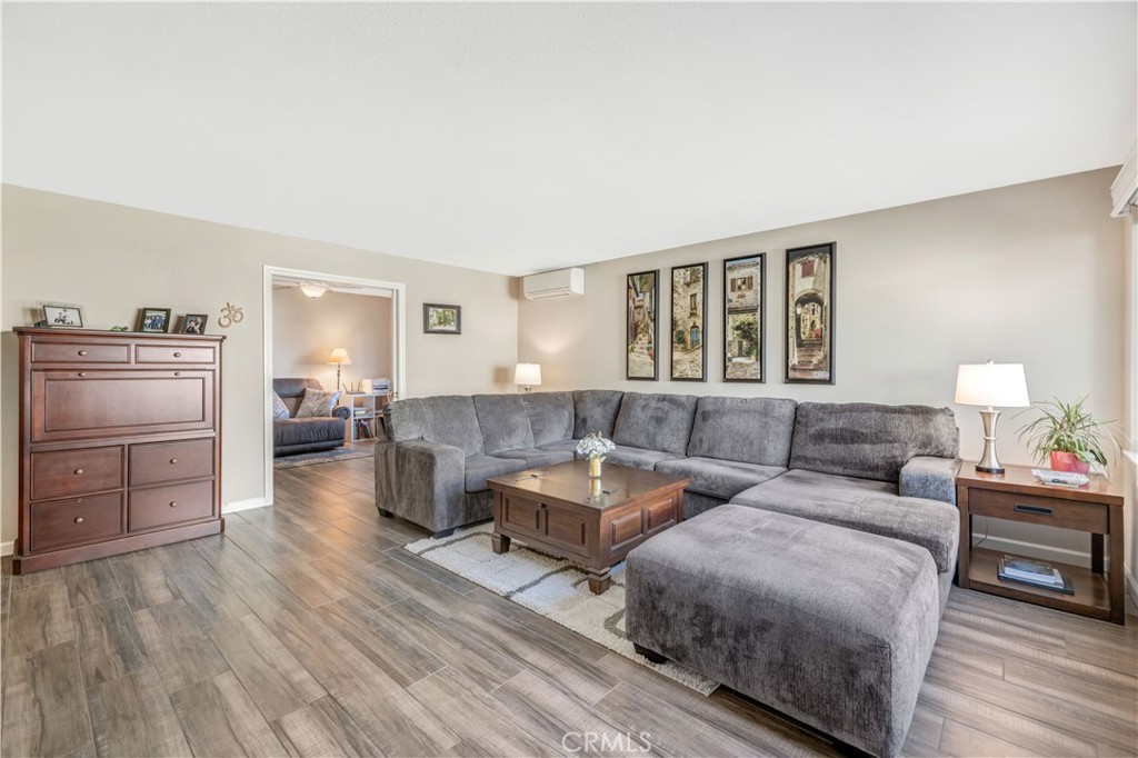 334 Avenida Sevilla A