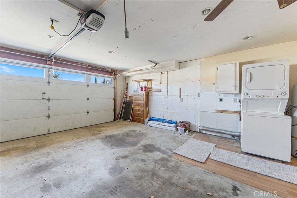 2218 El Rancho Circle