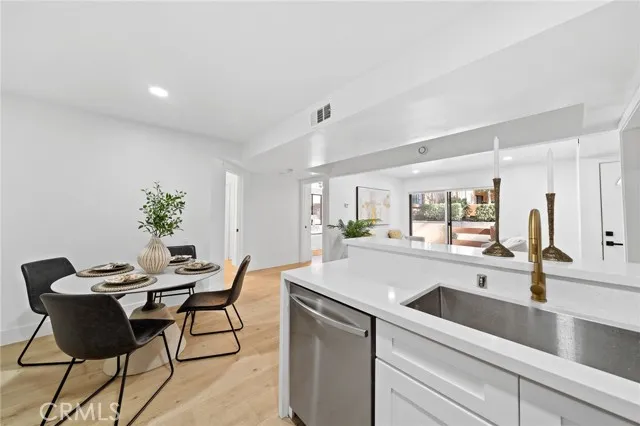 1400 W Edgehill Road # 17
