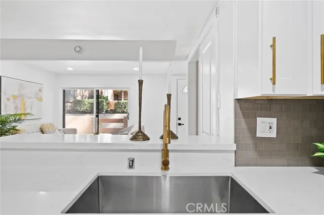 1400 W Edgehill Road # 17