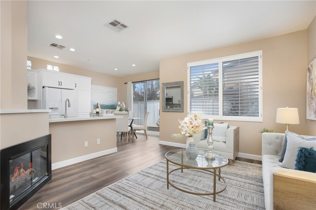 111 Calle De Los Ninos