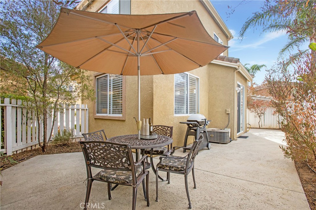 111 Calle De Los Ninos