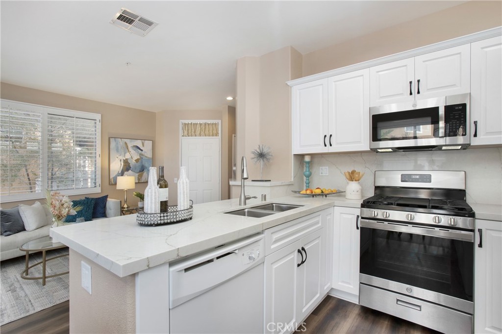 111 Calle De Los Ninos