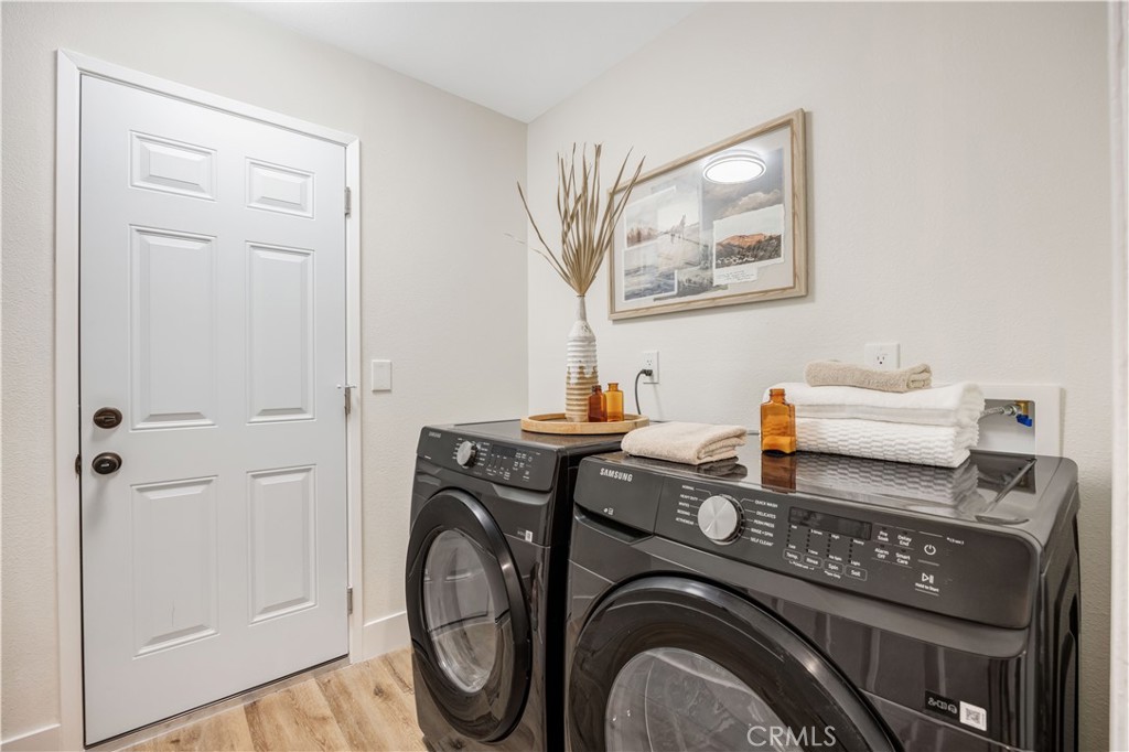 22591 Via Santa Maria