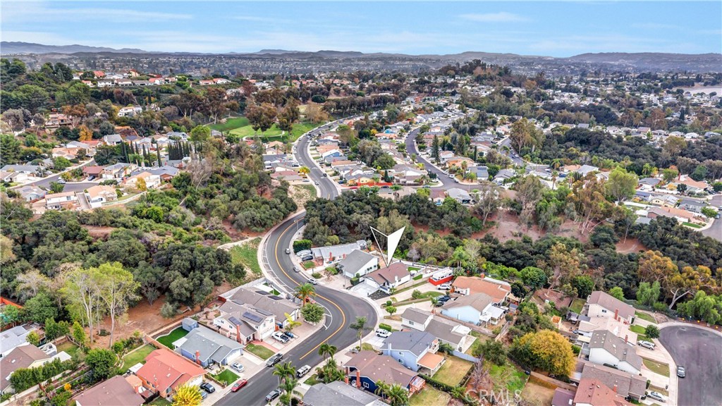 22591 Via Santa Maria