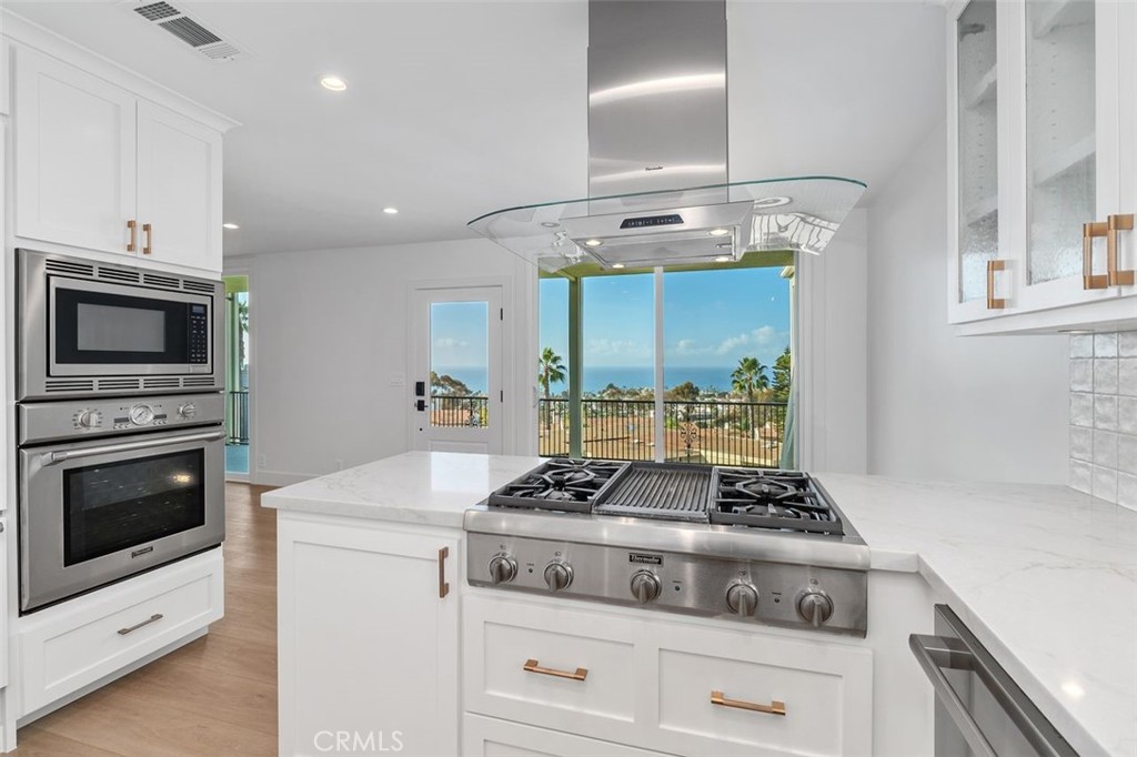 201 S La Esperanza R9