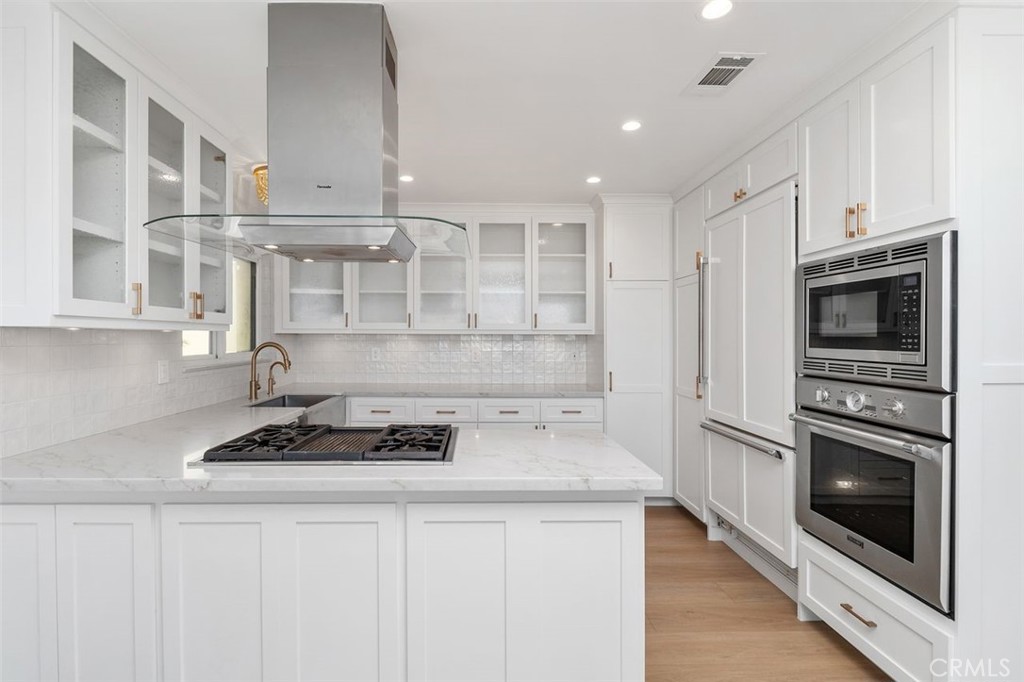 201 S La Esperanza R9