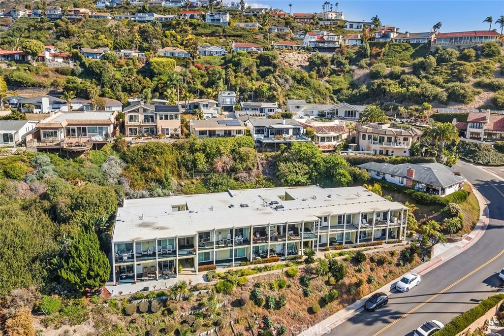 201 S La Esperanza R9