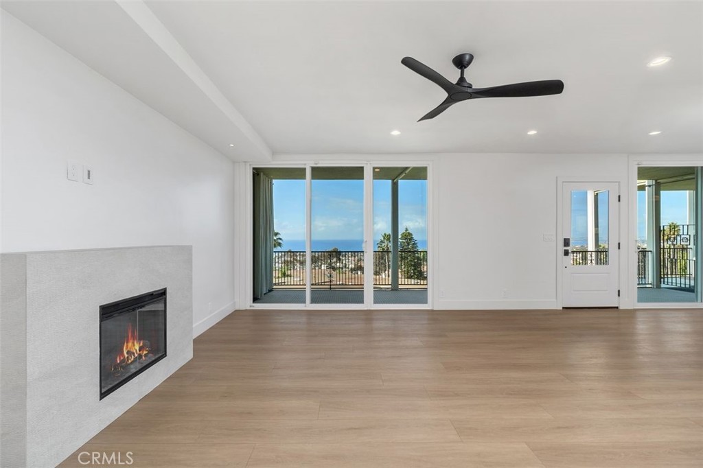 201 S La Esperanza R9