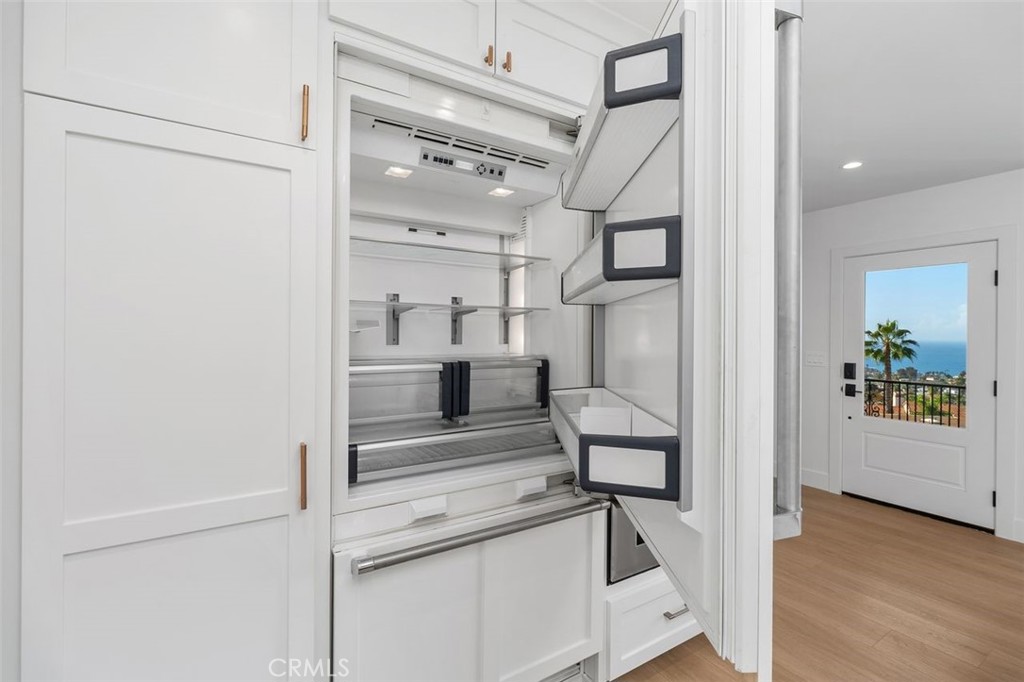 201 S La Esperanza R9