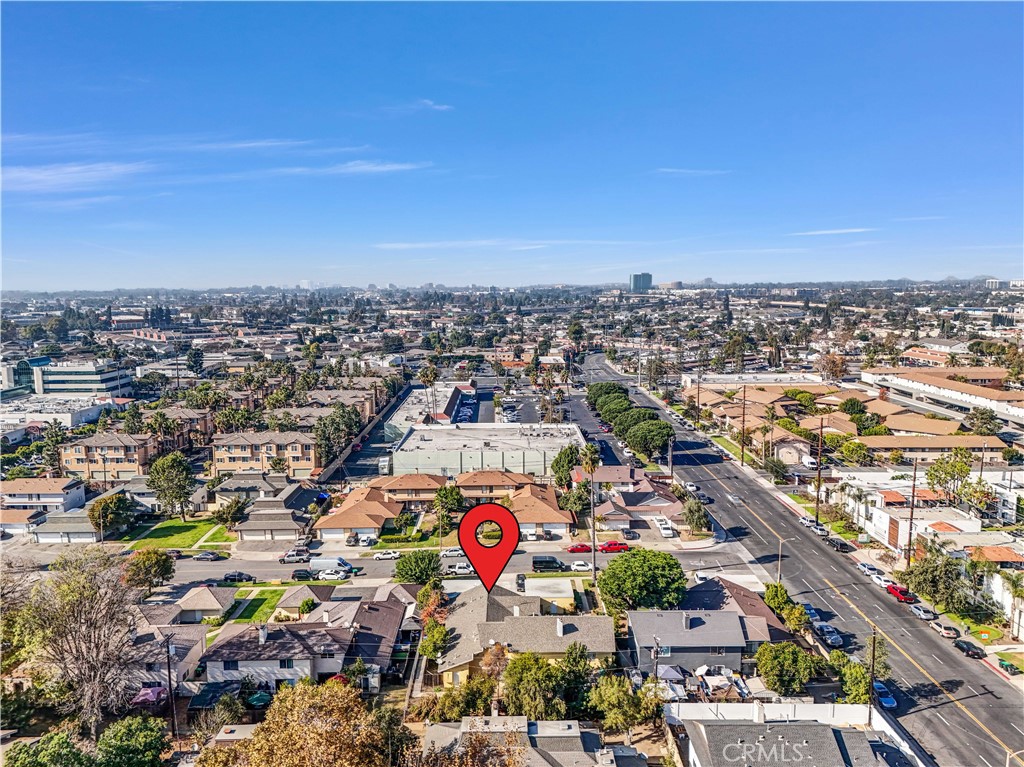 14522 Del Amo Avenue