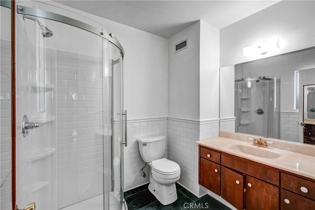 14522 Del Amo Avenue