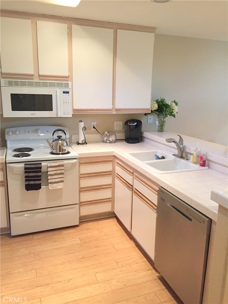 2960 Champion Way 310